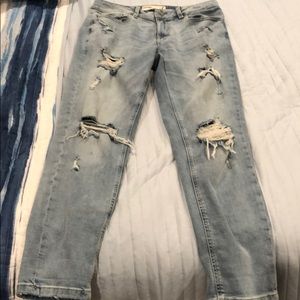 Light Wash Ripped Jeans